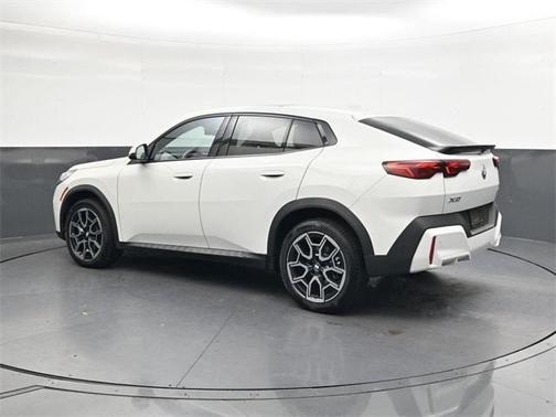 2025 BMW X2 xDrive28i