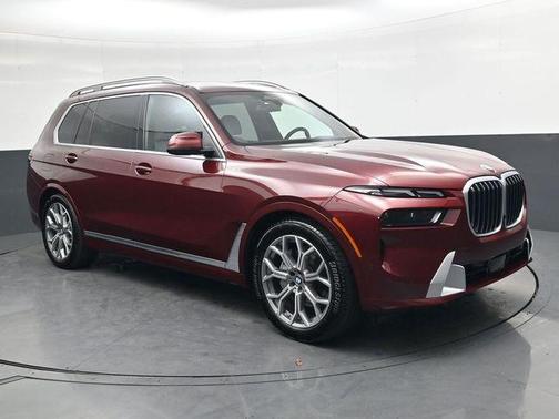2025 BMW X7 xDrive40i