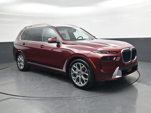 2025 BMW X7 xDrive40i