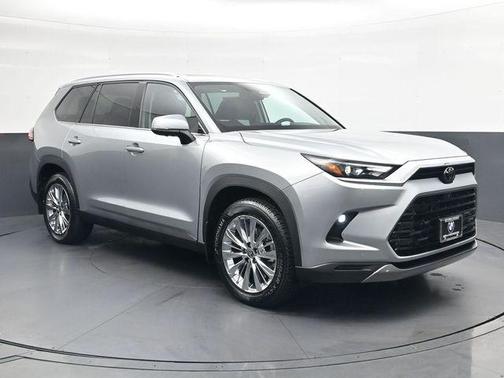 Celestial Silver Metallic 2024 Toyota Grand Highlander