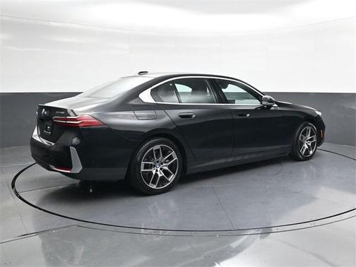2024 BMW i5 eDrive40