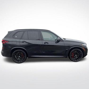 2024 BMW X5 M60i