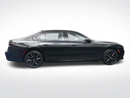 Black Sapphire Metallic 2026 BMW i7 XDrive60
