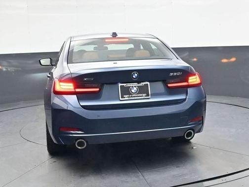 2025 BMW 330 i xDrive