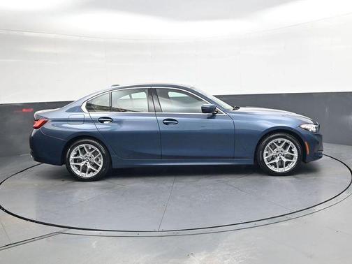 2025 BMW 330 i xDrive