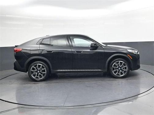 2025 BMW X2 xDrive28i