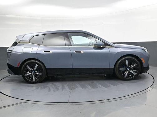 Storm 2023 BMW iX xDrive50