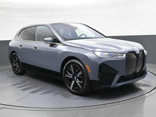 Storm 2023 BMW iX xDrive50