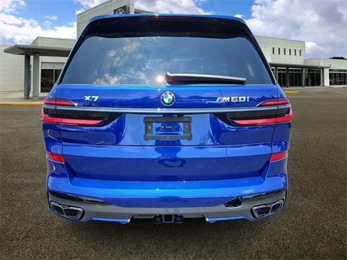 2026 BMW X7 M60i