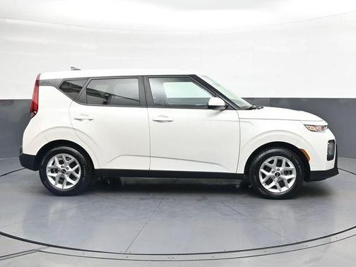 Snow White Pearl 2020 Kia Soul S