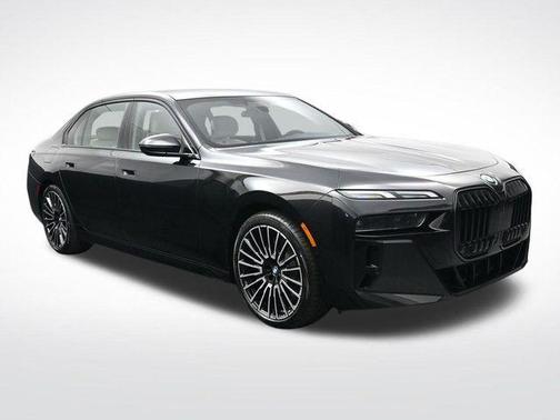 Black Sapphire Metallic 2026 BMW 760 760i xDrive