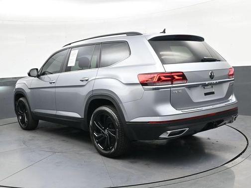 Pyrite Silver Metallic 2022 Volkswagen Atlas 3.6L SE w/Technology