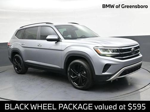 Pyrite Silver Metallic 2022 Volkswagen Atlas 3.6L SE w/Technology