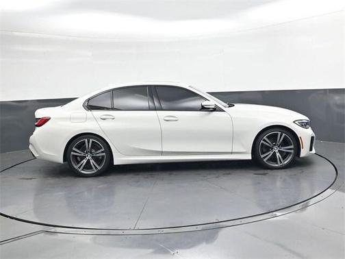 2020 BMW 330 i xDrive
