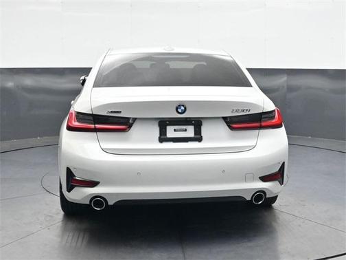 2021 BMW 330 i xDrive
