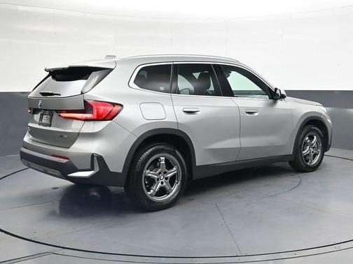 Silver Metallic 2023 BMW X1 xDrive28i