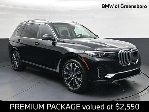 Black Sapphire Metallic 2021 BMW X7 xDrive40i