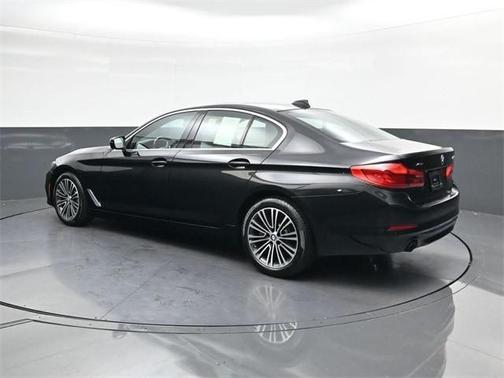 2019 BMW 530 i xDrive