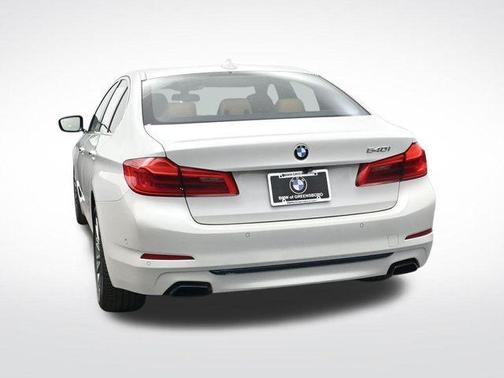 2018 BMW 540 i