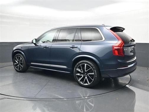 2024 Volvo XC90 B6 Ultimate Bright Theme 7-Seater