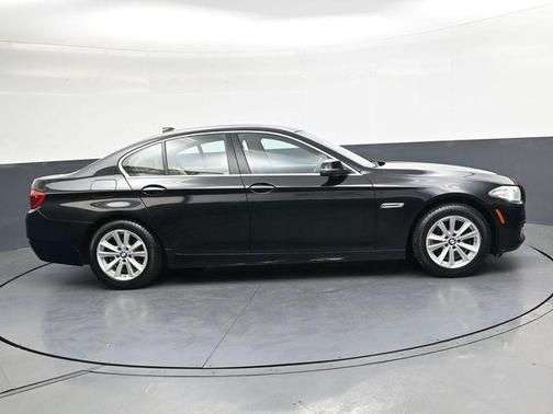 Jet Black 2016 BMW 528 i