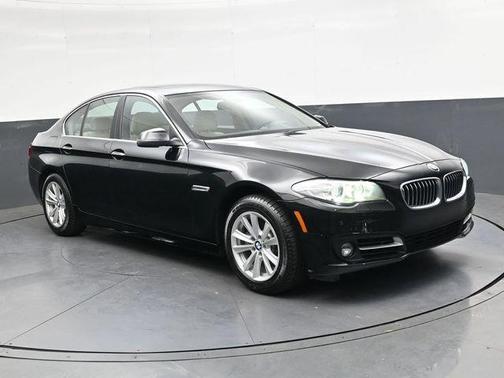 Jet Black 2016 BMW 528 i