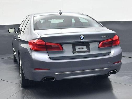 2017 BMW 540 i