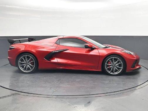 Red Mist Metallic Tintcoat 2024 Chevrolet Corvette Stingray w/2LT