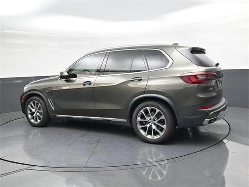 2023 BMW X5 PHEV xDrive45e