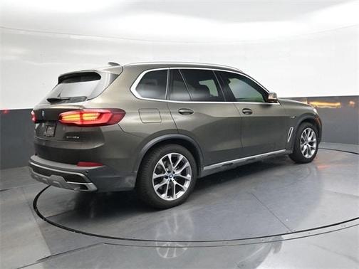2023 BMW X5 PHEV xDrive45e