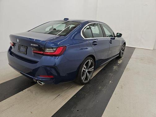 2024 BMW 330 i