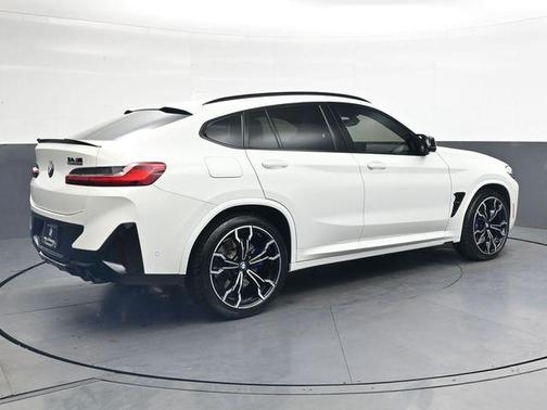 Alpine White 2022 BMW X4 M AWD