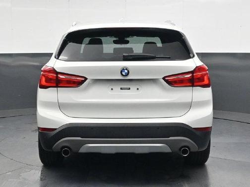 Alpine White 2018 BMW X1 xDrive28i