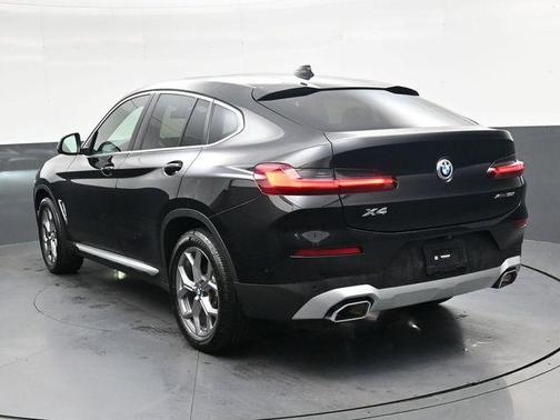Black Sapphire Metallic 2023 BMW X4 xDrive30i