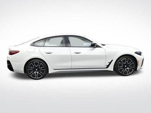 Mineral White Metallic 2026 BMW i4 Gran Coupe M60