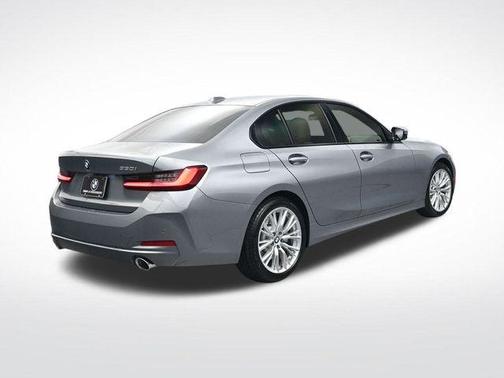 2023 BMW 330 i