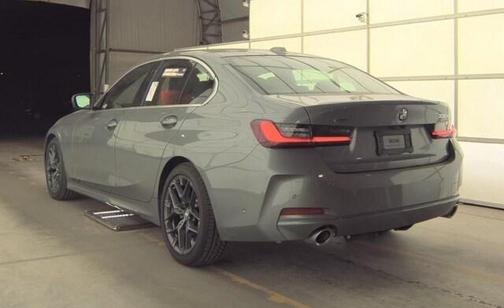 2025 BMW 330 i xDrive