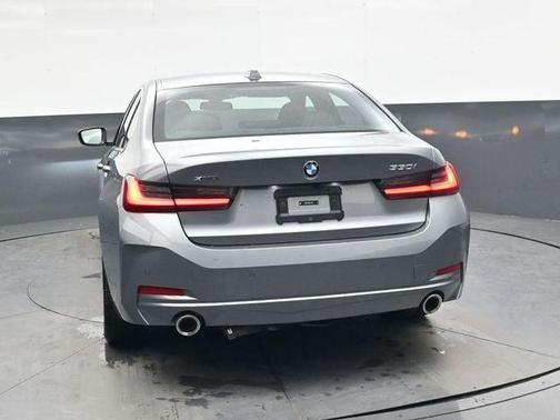 2025 BMW 330 i xDrive