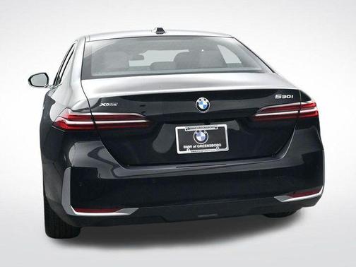 2026 BMW 530 i xDrive