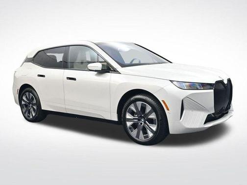 Mineral White 2026 BMW iX xDrive45