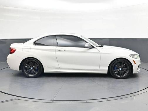 Alpine White 2017 BMW M240 i xDrive