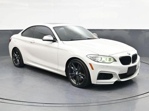 Alpine White 2017 BMW M240 i xDrive