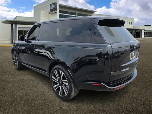2023 Land Rover Range Rover P400 SE