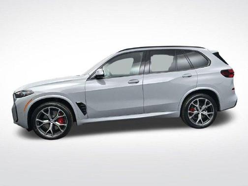 Gray Metallic 2026 BMW X5 sDrive40i