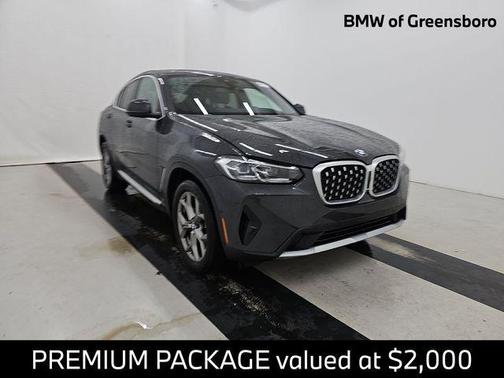 2025 BMW X4 xDrive30i