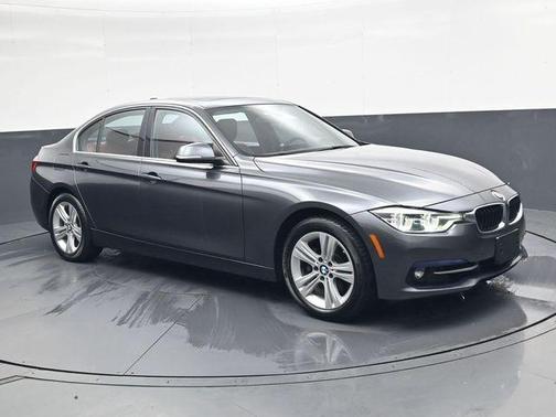 Mineral Gray Metallic 2018 BMW 330 i xDrive
