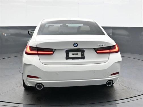2023 BMW 330 i