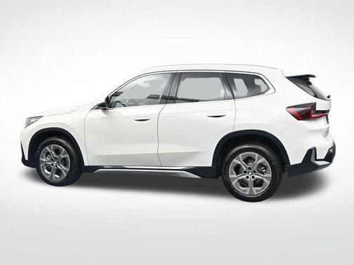 Alpine White 2026 BMW X1 xDrive28i