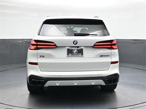 2026 BMW X5 M60i