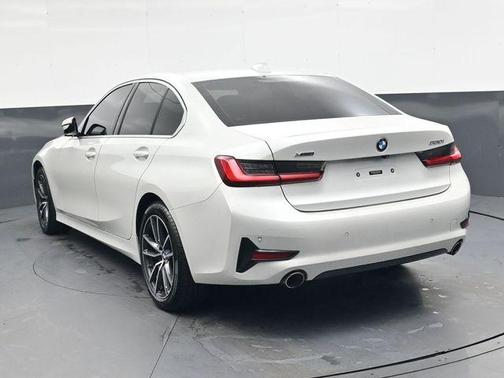 2021 BMW 330 i xDrive